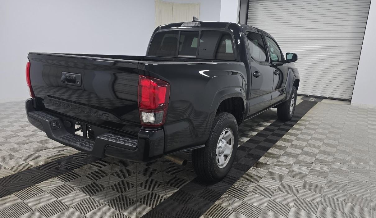 2022 Toyota Tacoma 2WD SR