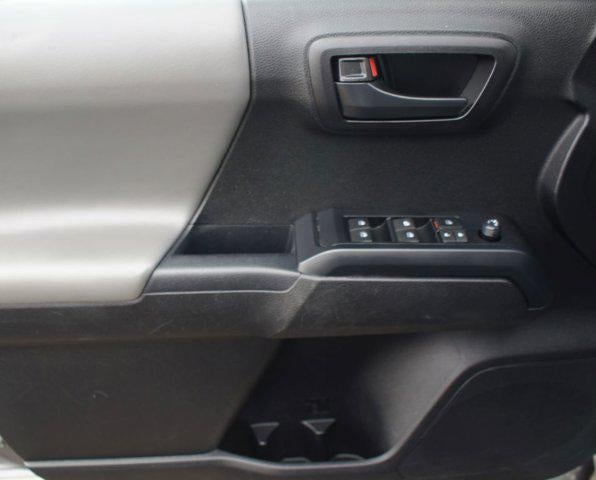 2022 Toyota Tacoma 4WD SR