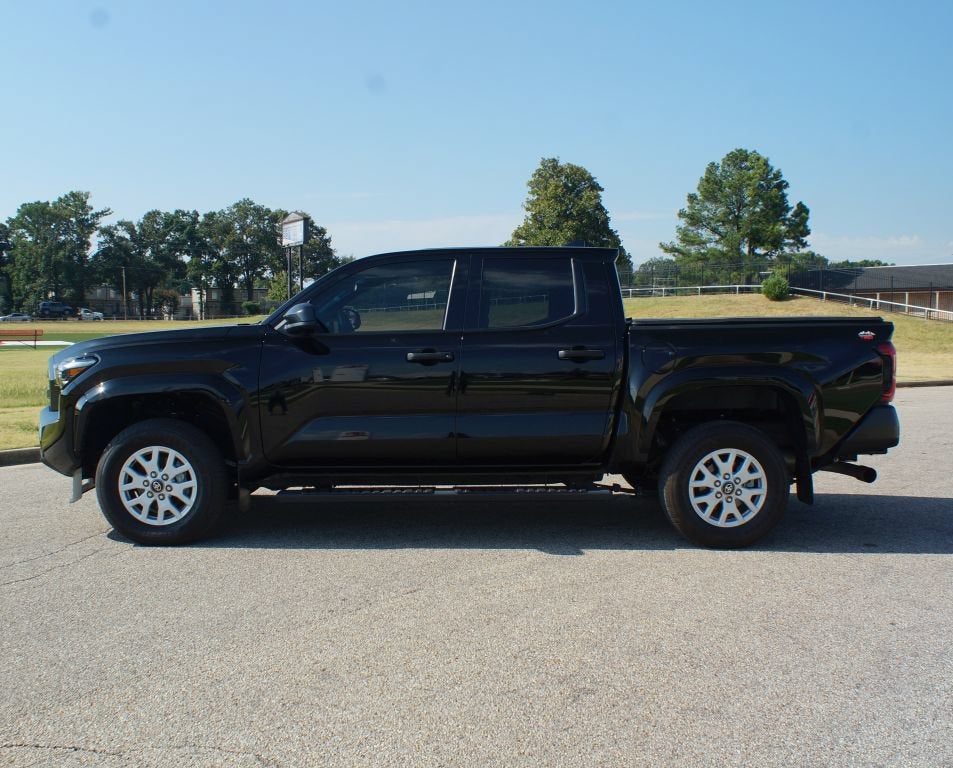 2025 Toyota Tacoma 4WD SR