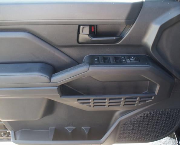 2025 Toyota Tacoma 4WD SR