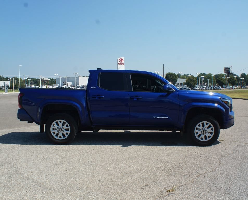 2024 Toyota Tacoma 4WD SR5