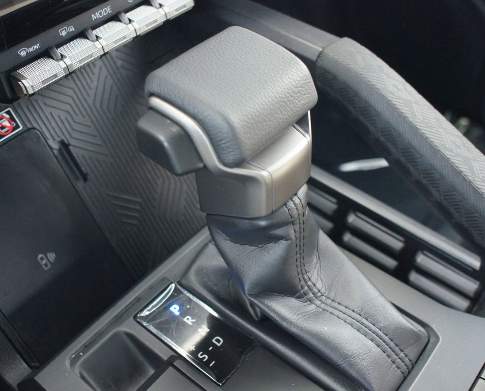 2025 Toyota Tacoma 4WD SR5