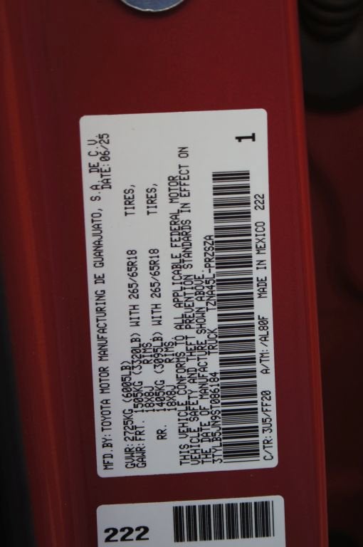 2025 Toyota Tacoma 4WD SR5