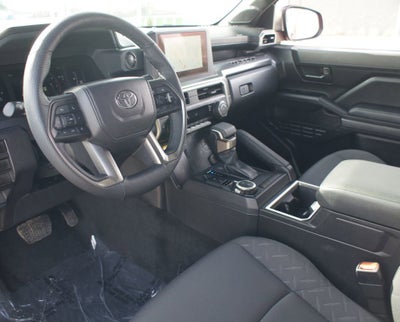 2025 Toyota Tacoma 4WD SR5