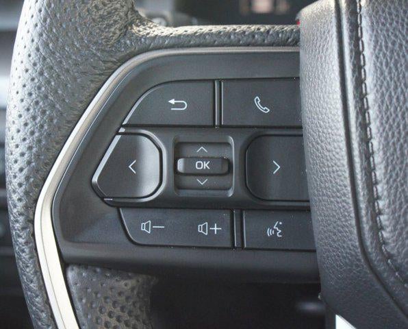 2025 Toyota Tacoma 4WD SR5