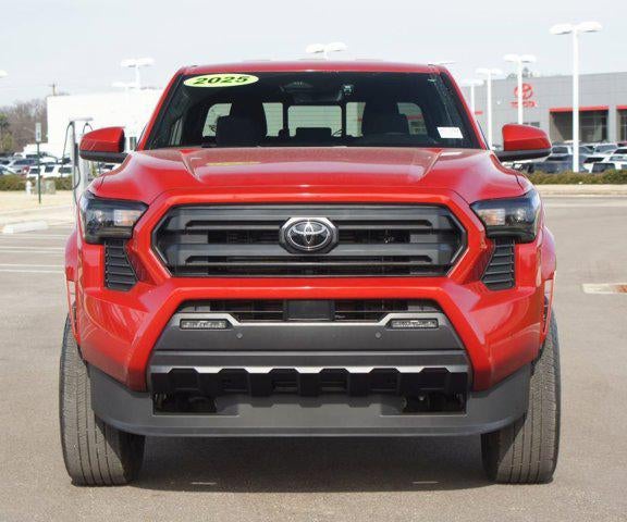 2025 Toyota Tacoma 4WD SR5