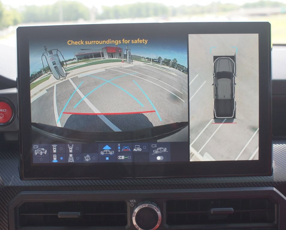 2025 Toyota Tacoma 4WD TRD Off Road Hybrid