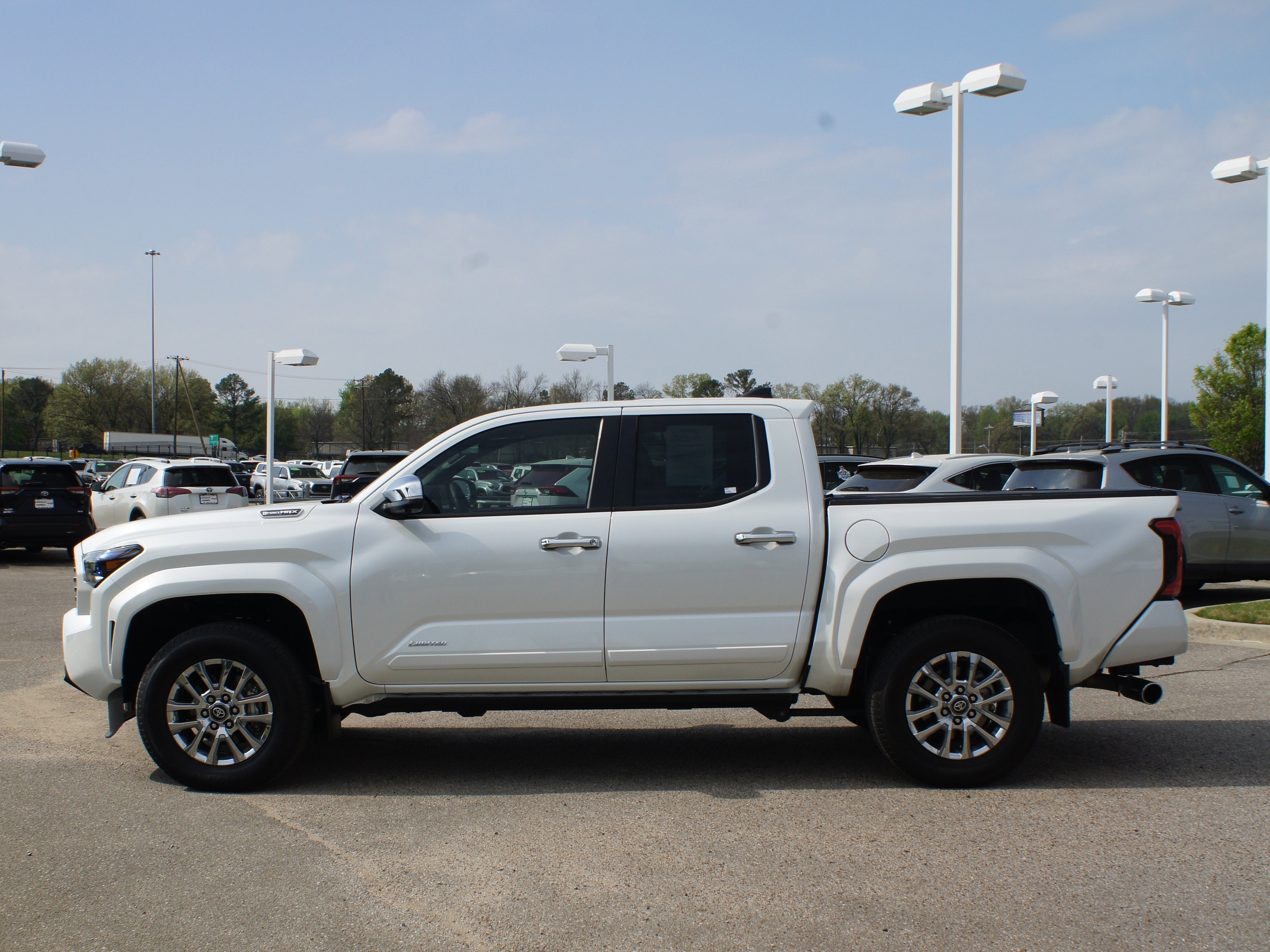 2024 Toyota Tacoma 4WD Limited Hybrid