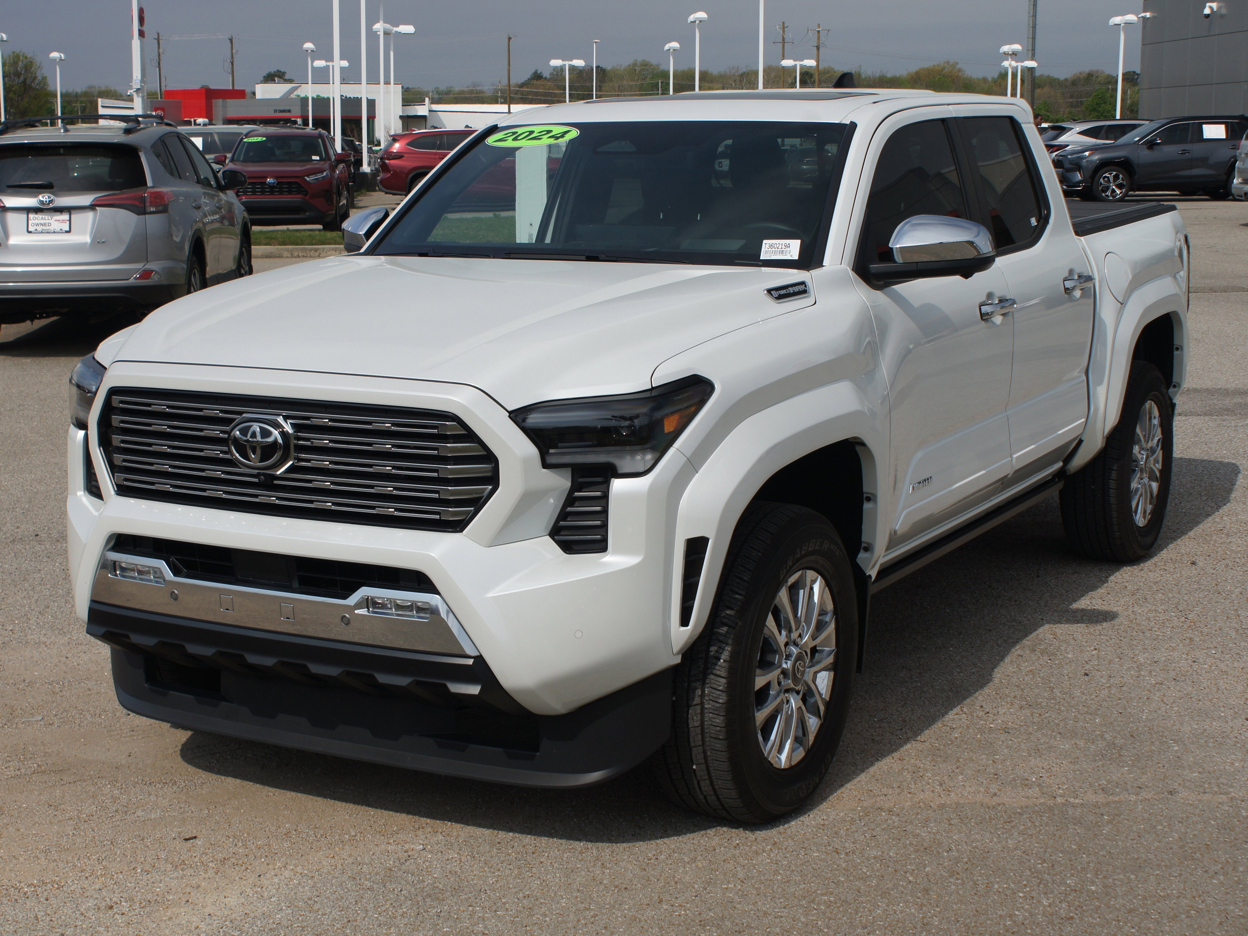 2024 Toyota Tacoma 4WD Limited Hybrid