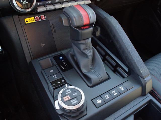 2025 Toyota Tacoma 4WD TRD Pro Hybrid
