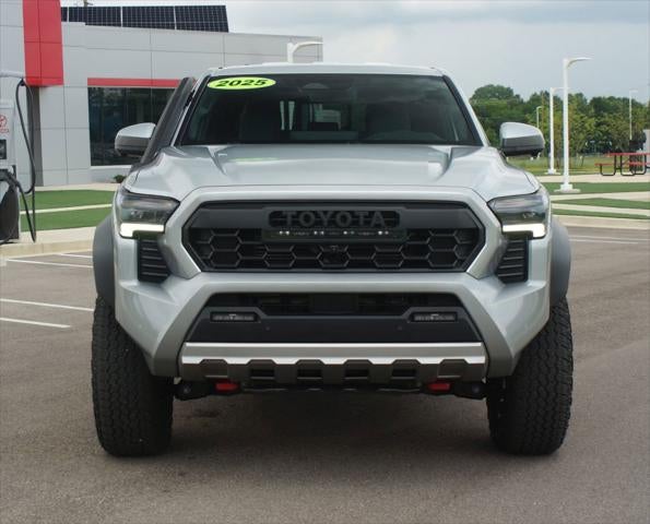 2025 Toyota Tacoma 4WD Trailhunter Hybrid