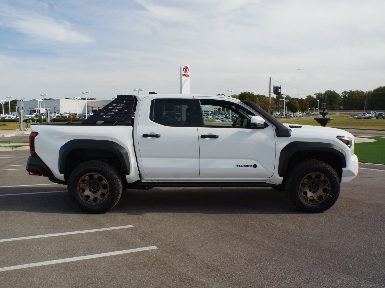 2026 Toyota Tacoma 4WD Trailhunter Hybrid