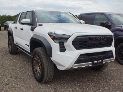 2026 Toyota Tacoma 4WD Trailhunter Hybrid