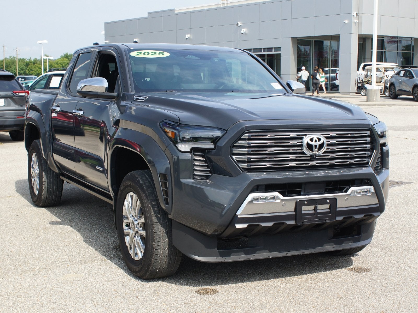 2025 Toyota Tacoma 4WD Limited Hybrid