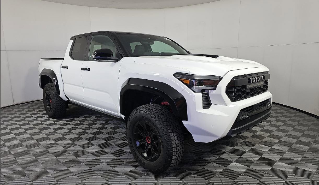 2024 Toyota Tacoma 4WD TRD Pro Hybrid