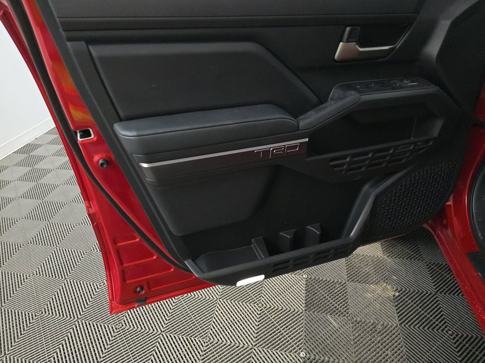 2025 Toyota Tacoma 4WD TRD Sport Hybrid