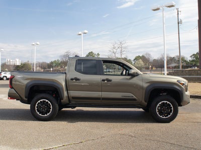 2025 Toyota Tacoma 4WD TRD Off Road