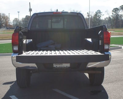 2022 Toyota Tacoma 2WD SR5