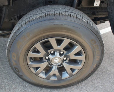 2022 Toyota Tacoma 2WD SR5