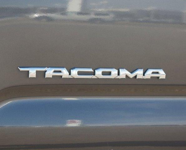 2022 Toyota Tacoma 2WD SR5