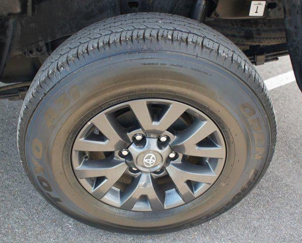 2022 Toyota Tacoma 2WD SR5