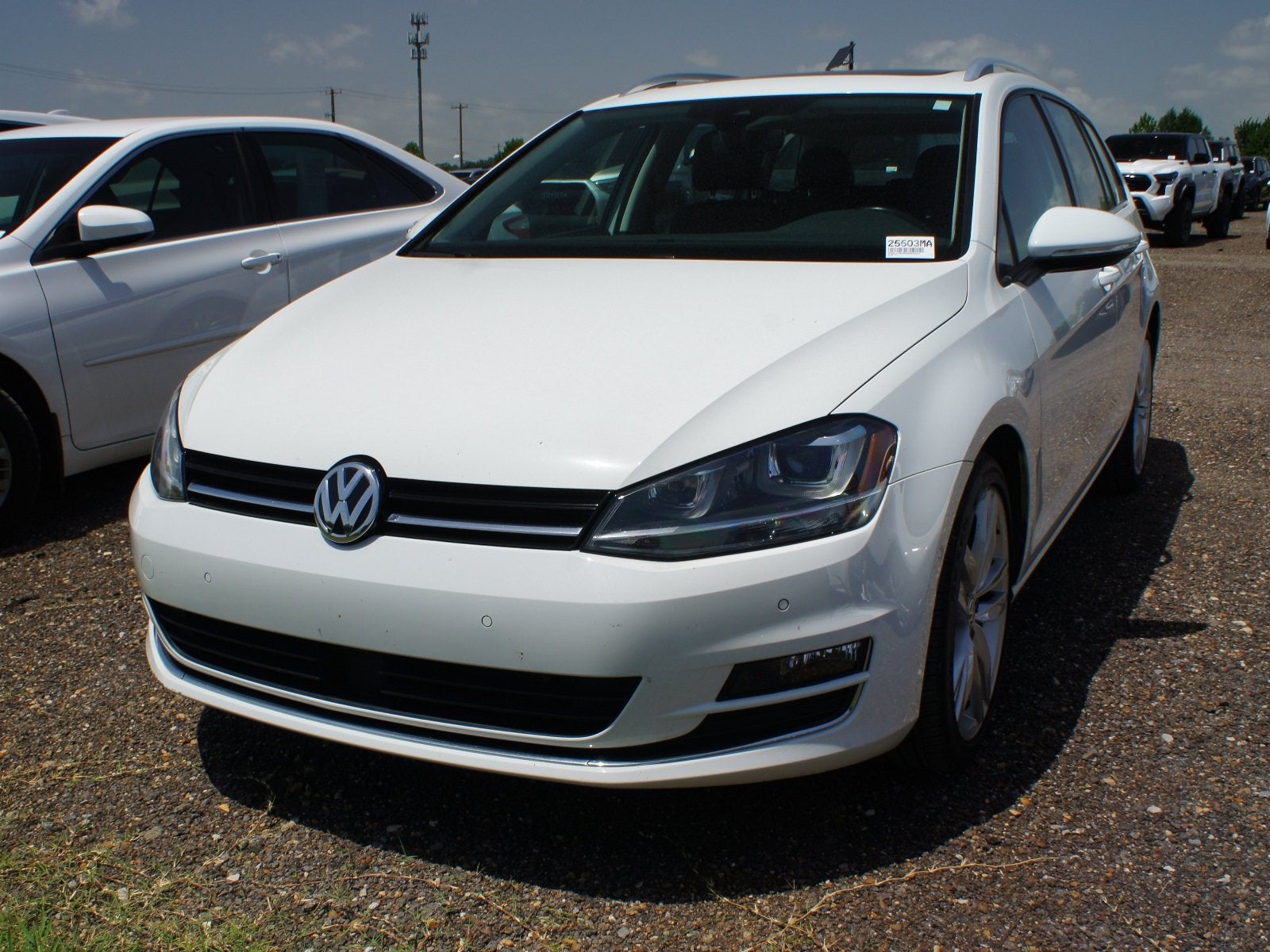 2017 Volkswagen Golf SportWagen TSI SEL's photo