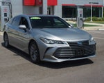 2020 Toyota Avalon Hybrid XLE