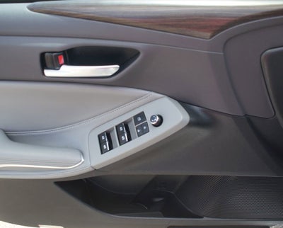 2020 Toyota Avalon Hybrid XLE