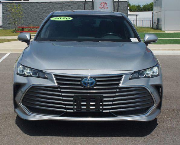2020 Toyota Avalon Hybrid XLE