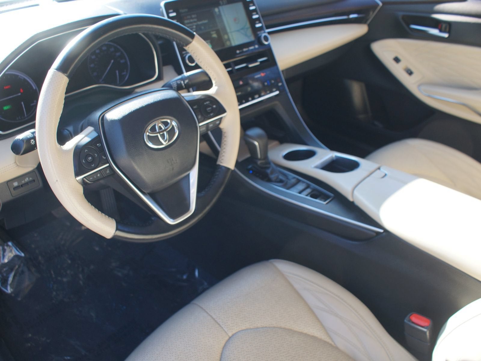 2019 Toyota Avalon Hybrid Limited