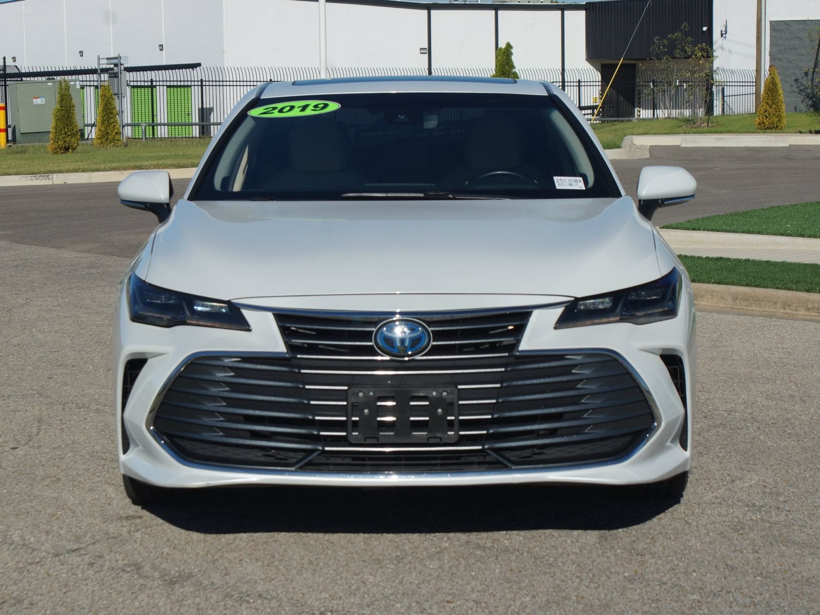 2019 Toyota Avalon Hybrid Limited