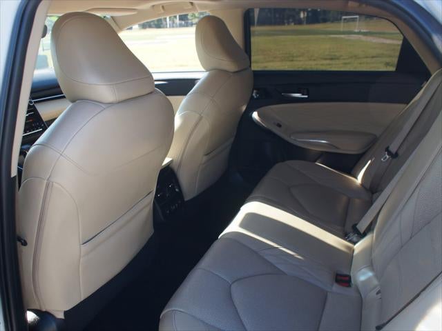 2019 Toyota Avalon Hybrid Limited