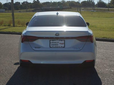 2019 Toyota Avalon Hybrid Limited