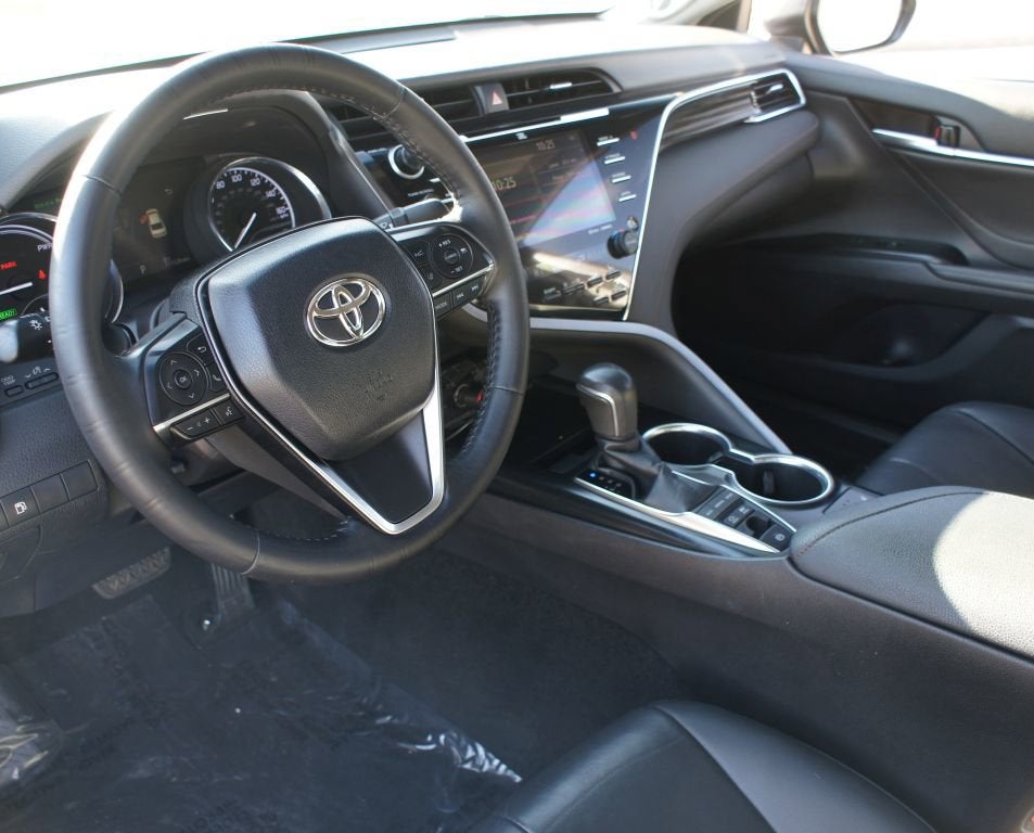 2018 Toyota Camry Hybrid XLE