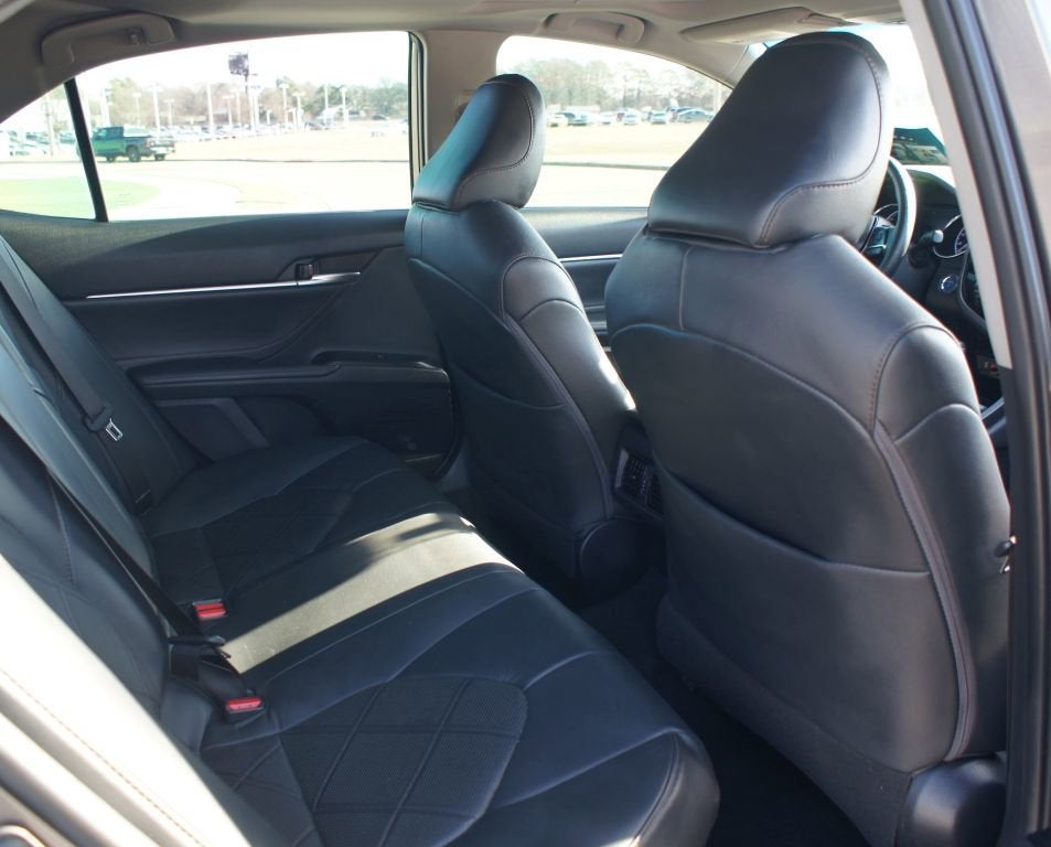 2018 Toyota Camry Hybrid XLE