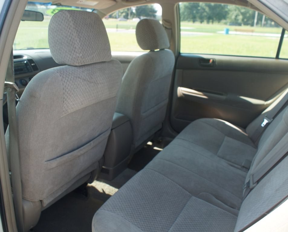 2003 Toyota Camry LE