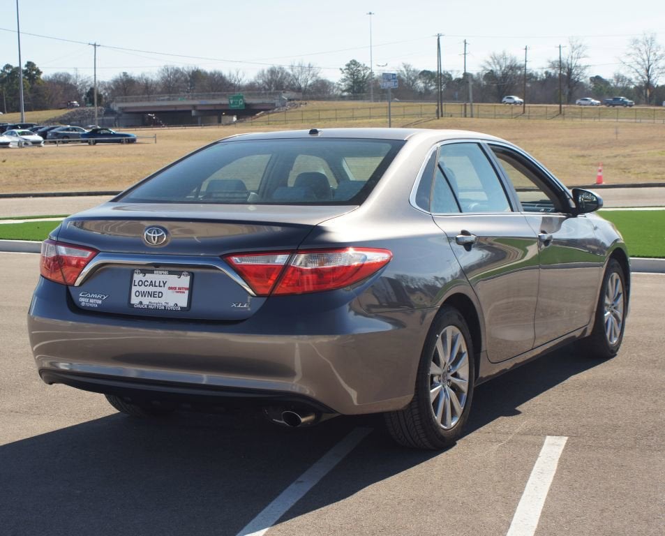 2016 Toyota Camry XLE