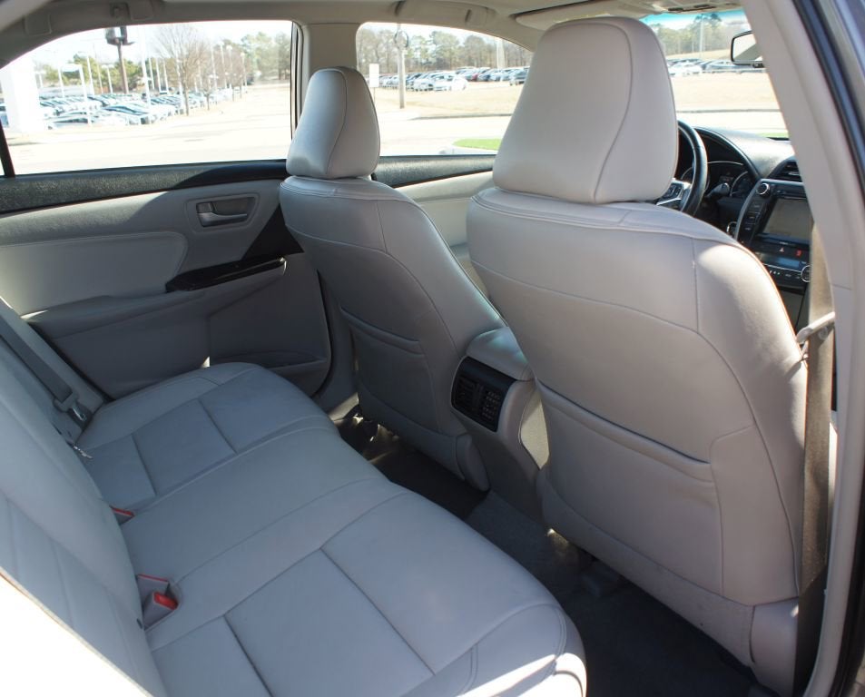 2016 Toyota Camry XLE