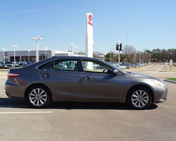 2016 Toyota Camry XLE