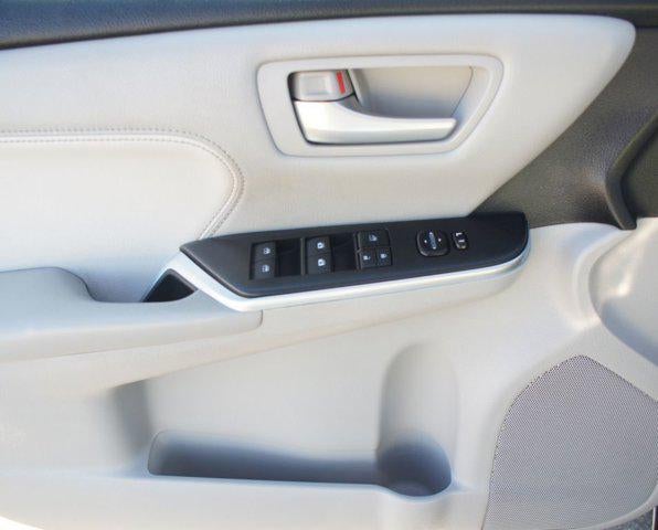 2016 Toyota Camry XLE