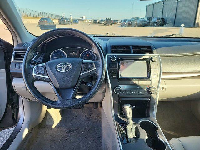 2016 Toyota Camry XLE