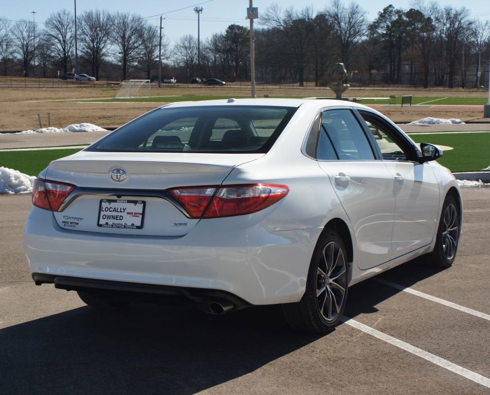 2016 Toyota Camry XSE
