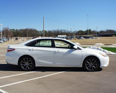 2016 Toyota Camry XSE