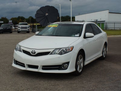 2014 Toyota Camry SE