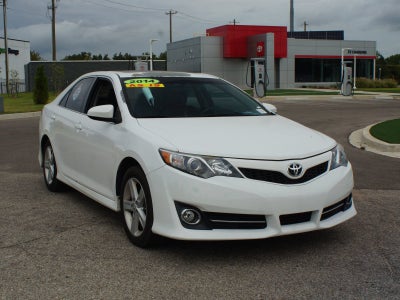 2014 Toyota Camry SE