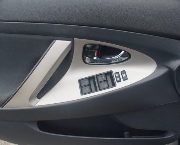 2011 Toyota Camry SE