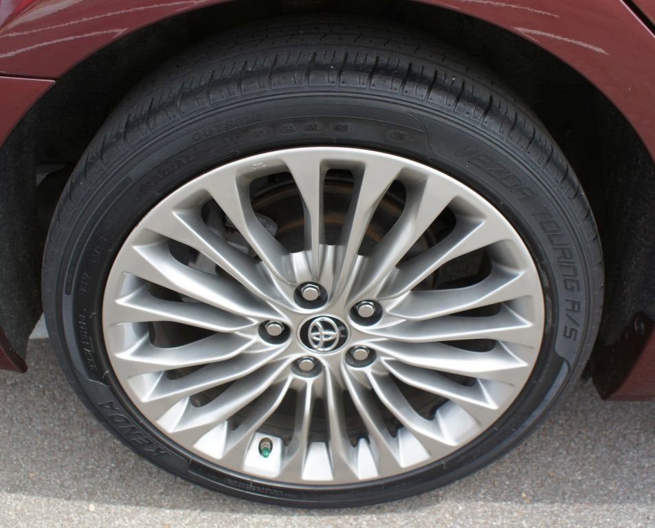 2016 Toyota Avalon Limited