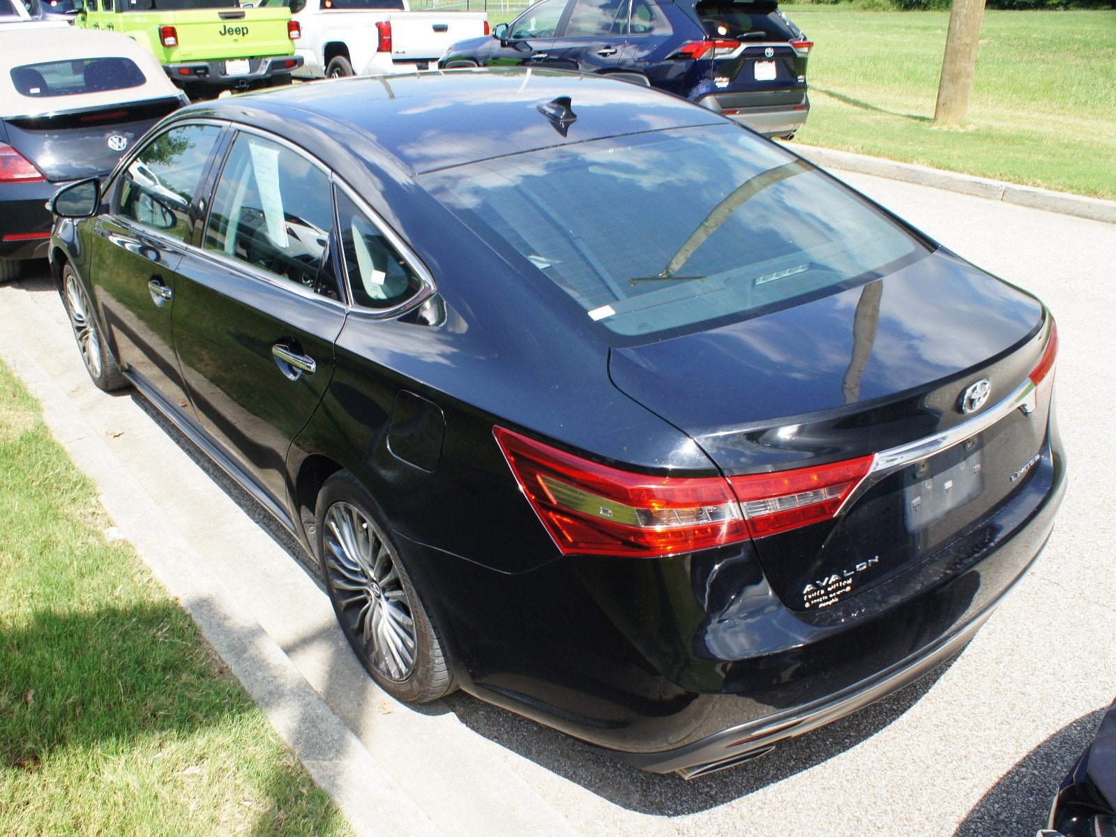 2016 Toyota Avalon Limited