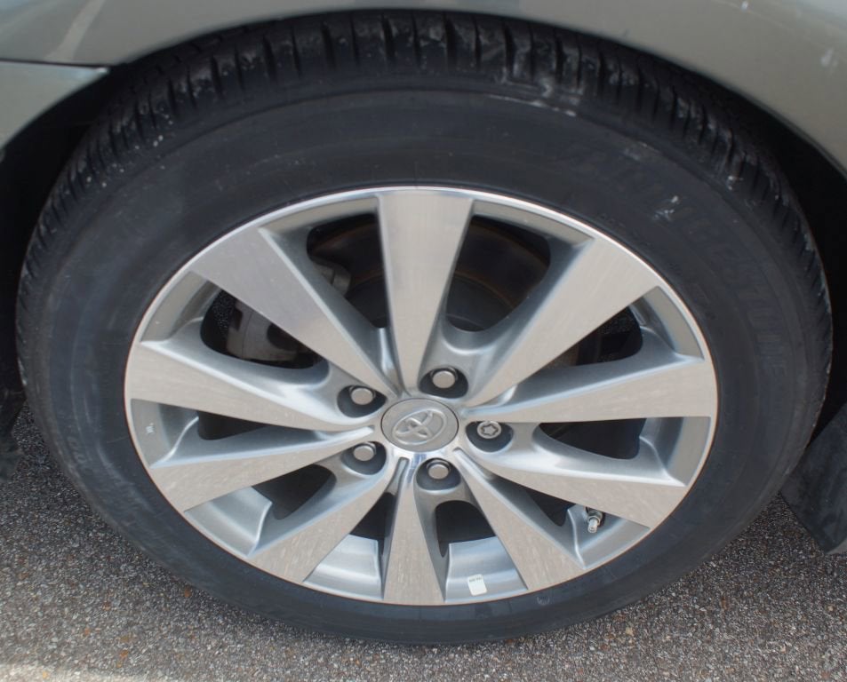 2011 Toyota Avalon Limited
