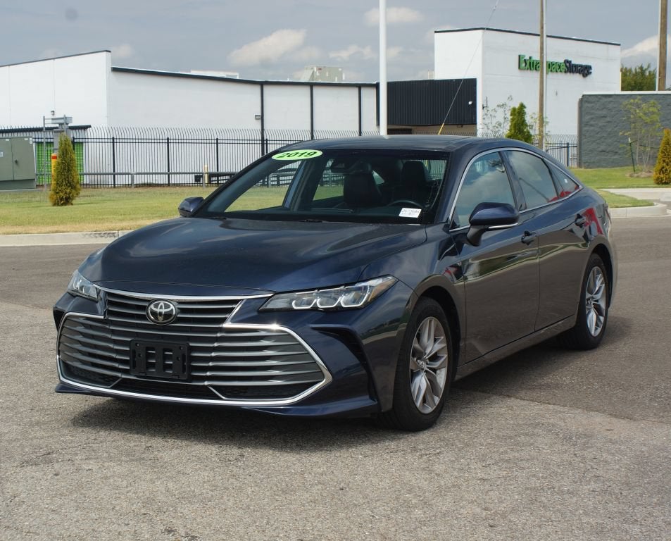 2019 Toyota Avalon XLE